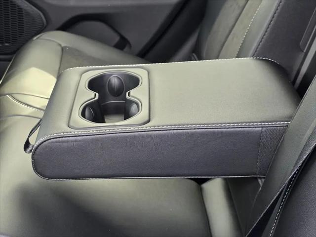 2026 Jeep Grand Cherokee Altitude 4x2