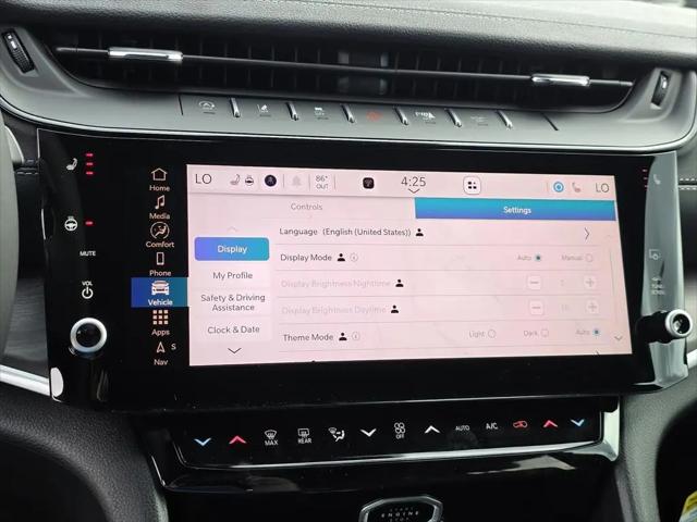 2026 Jeep Grand Cherokee Altitude 4x2