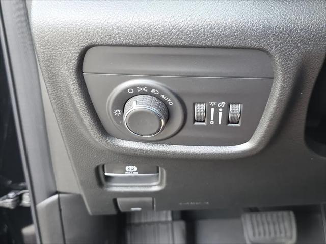 2026 Jeep Grand Cherokee Altitude 4x2