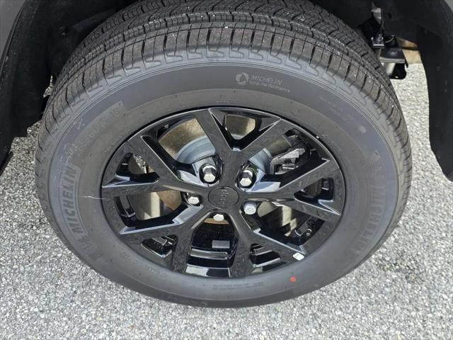 2026 Jeep Grand Cherokee Altitude 4x2