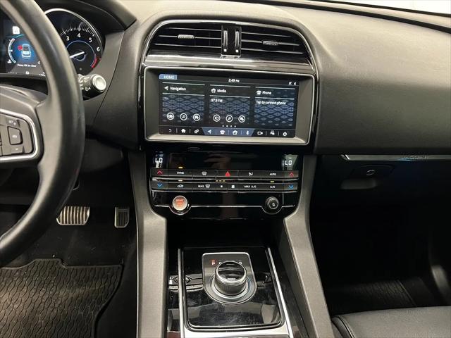 2019 Jaguar F-PACE 25t Premium