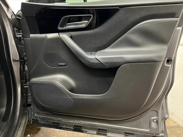 2019 Jaguar F-PACE 25t Premium