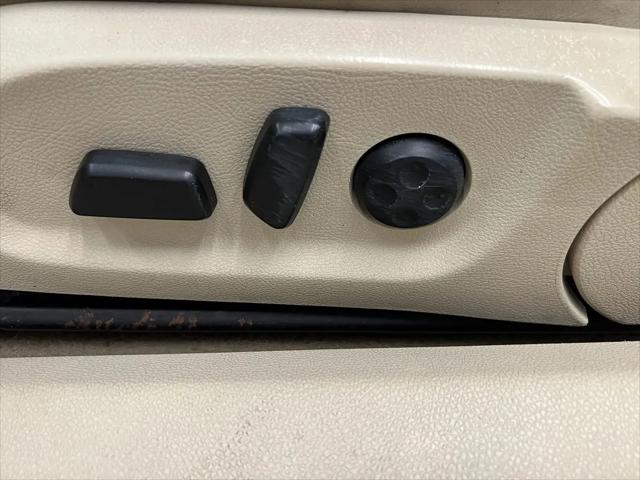 2012 Volkswagen Eos Lux