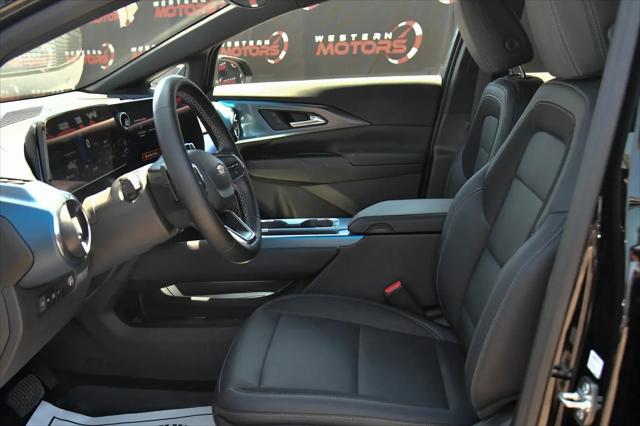 2025 Chevrolet Equinox LT 2