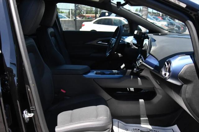 2025 Chevrolet Equinox LT 2