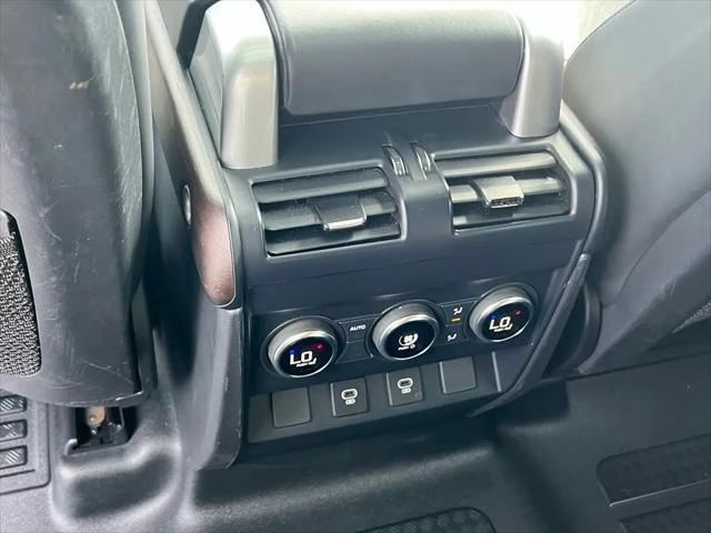 2023 Land Rover Defender 130 First Edition