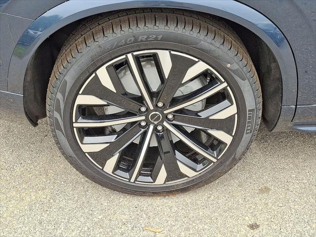 2026 Volvo XC90 Plug-In Hybrid Plus, T8 AWD, Electric/Gasoline, Bright, 6 Seats