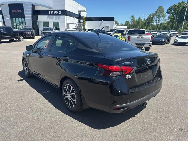 2020 Nissan Versa S Xtronic CVT