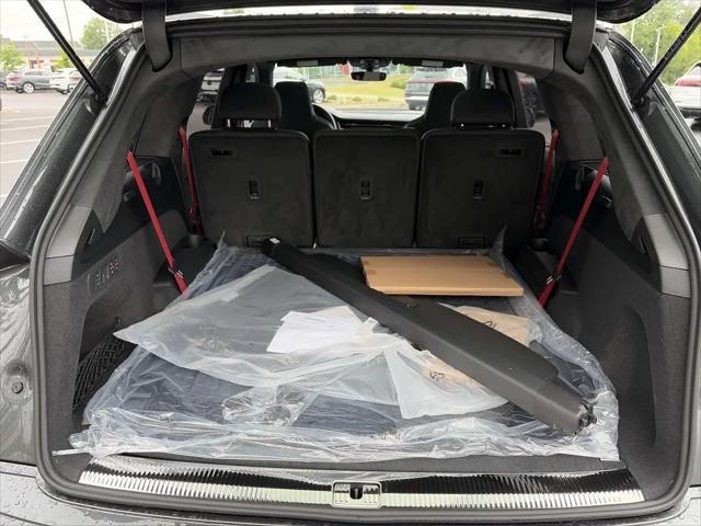 2026 Audi SQ7 Prestige TFSI quattro tiptronic
