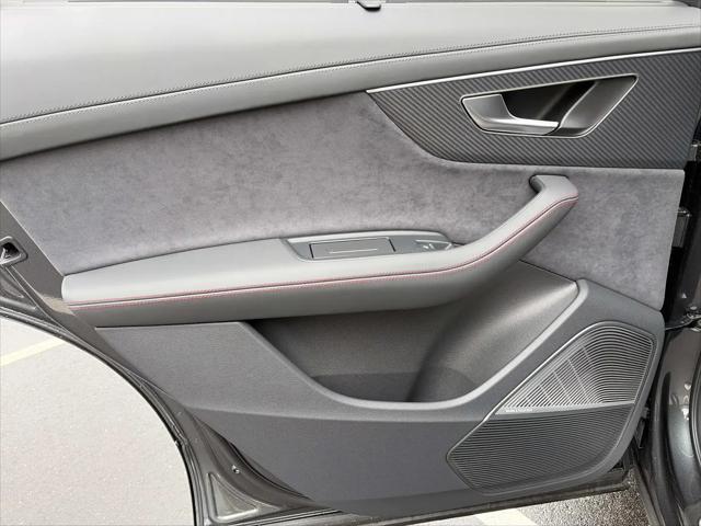 2026 Audi SQ7 Prestige TFSI quattro tiptronic
