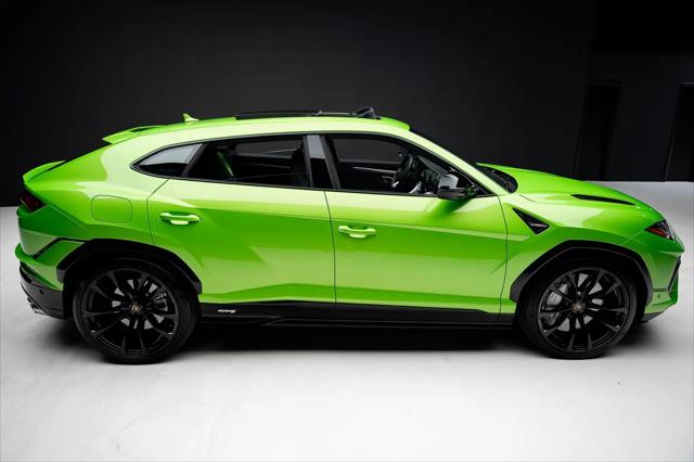 2024 Lamborghini Urus S