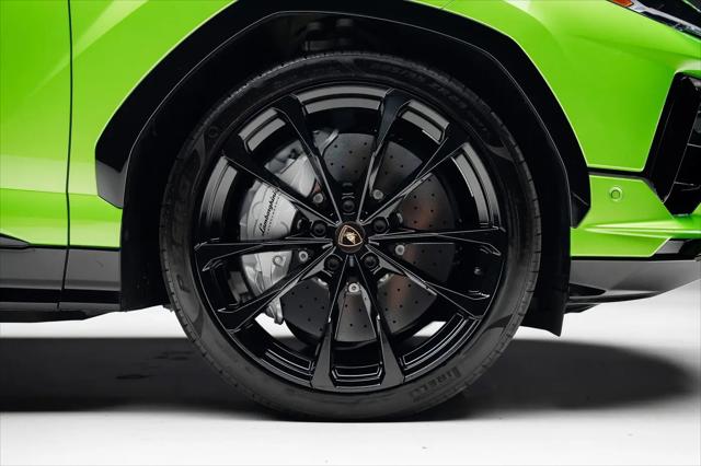 2024 Lamborghini Urus S