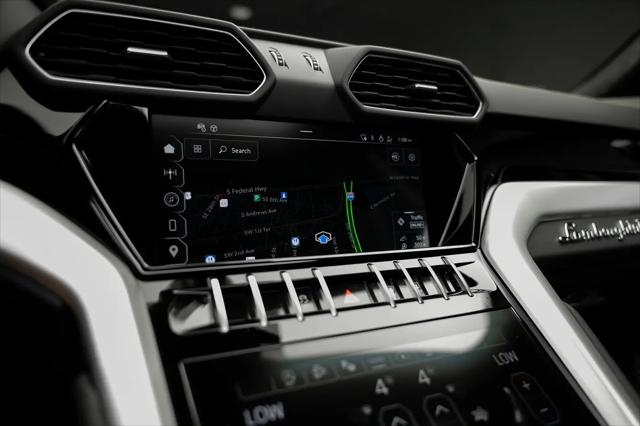 2024 Lamborghini Urus S