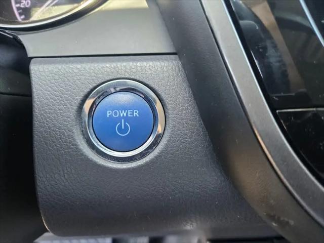 2021 Toyota Camry SE Hybrid