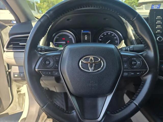 2021 Toyota Camry SE Hybrid