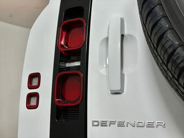 2023 Land Rover Defender 110 S