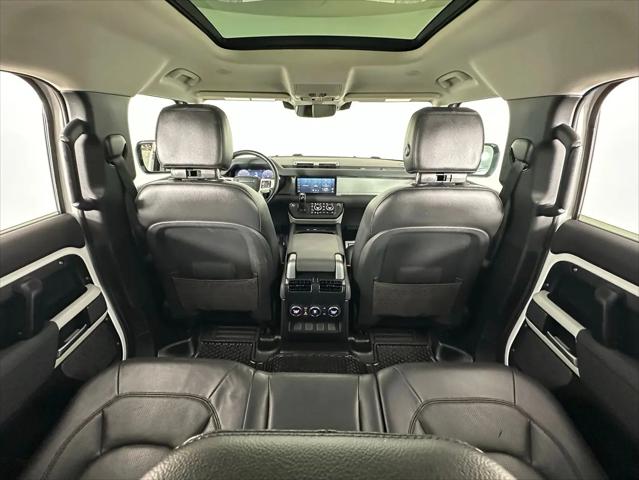 2023 Land Rover Defender 110 S