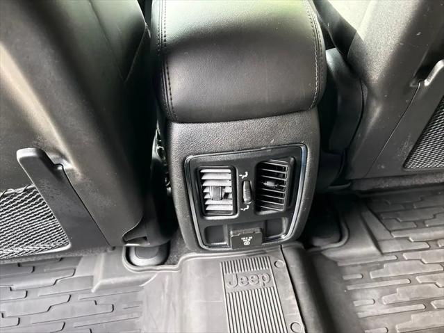 2021 Jeep Grand Cherokee Laredo X 4x2