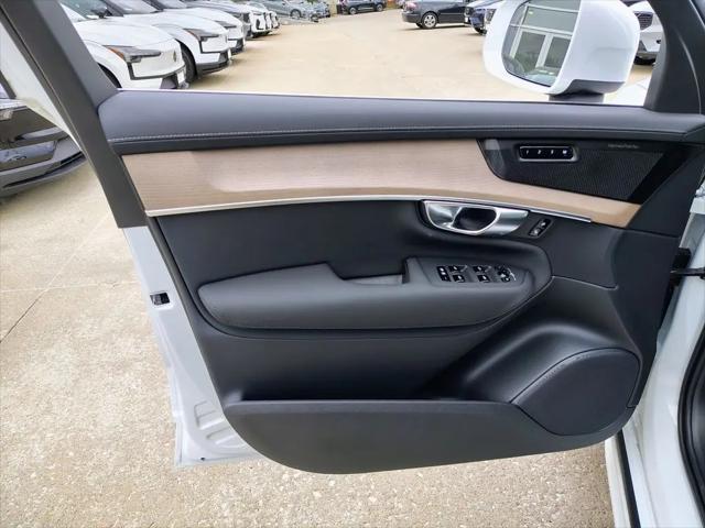 2026 Volvo XC90 Plug-In Hybrid Plus, T8 AWD, Electric/Gasoline, Bright, 6 Seats