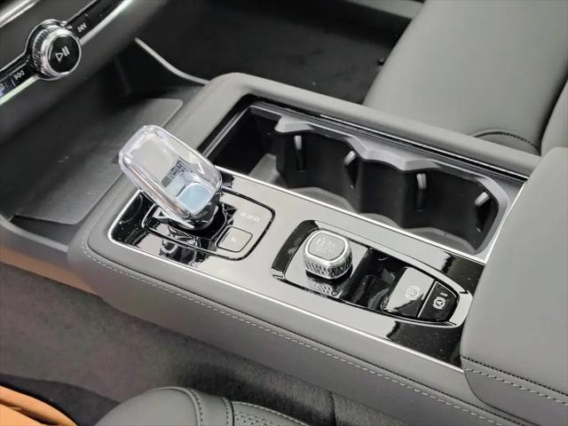 2026 Volvo XC90 Plug-In Hybrid Plus, T8 AWD, Electric/Gasoline, Bright, 6 Seats