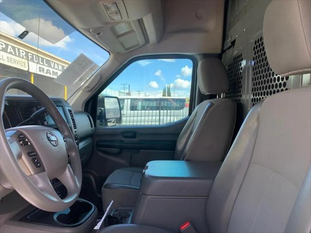 2019 Nissan 2500 SV V8