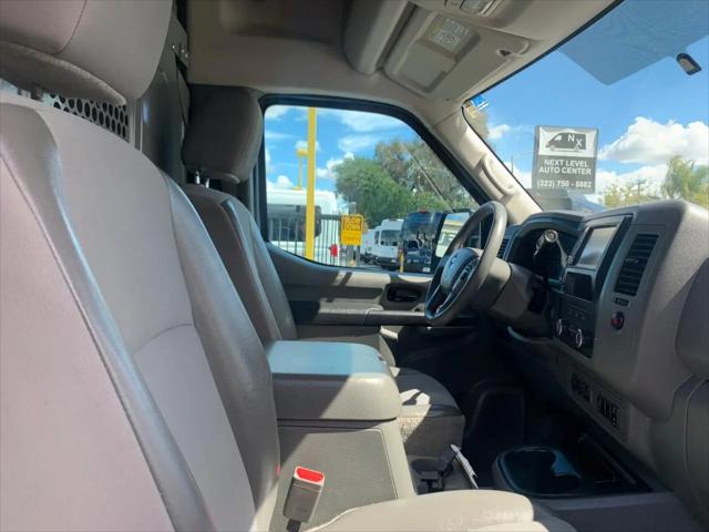 2019 Nissan 2500 SV V8