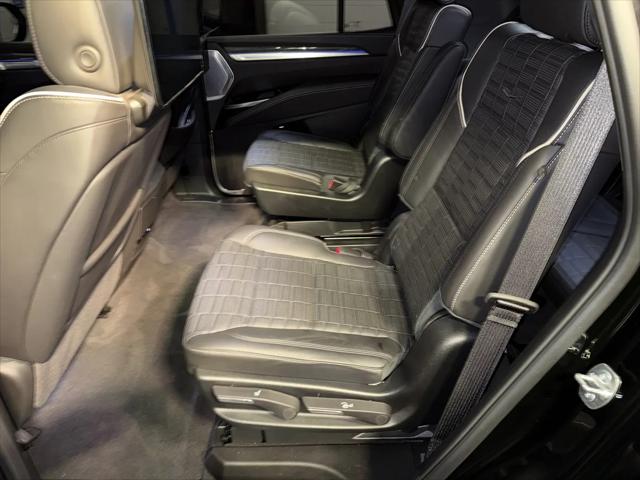 2025 Cadillac Escalade V-Series