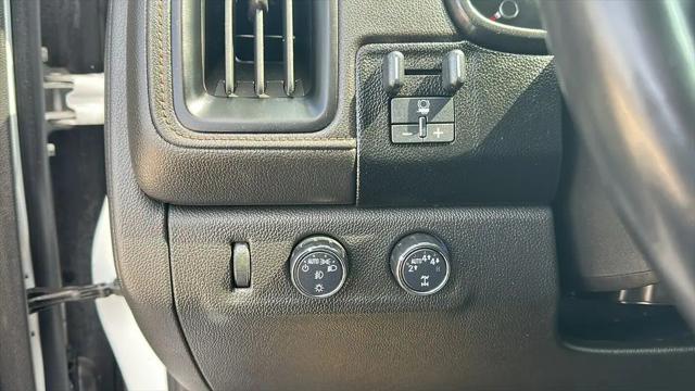 2021 GMC Canyon 4WD Crew Cab Short Box AT4 - Leather