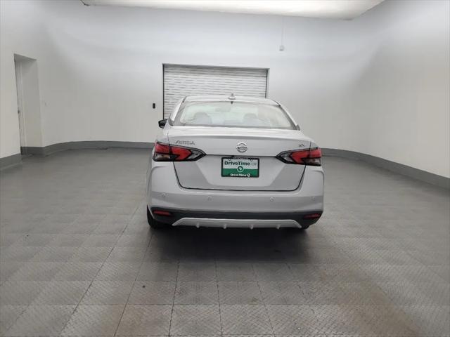 2021 Nissan Versa SV Xtronic CVT