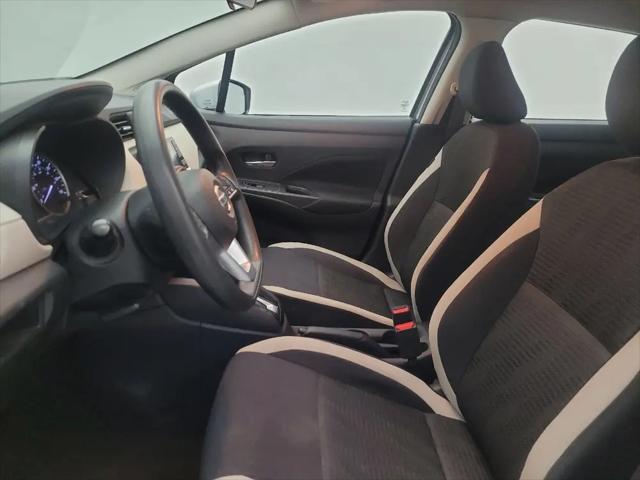 2021 Nissan Versa SV Xtronic CVT