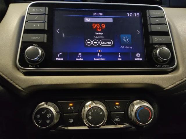 2021 Nissan Versa SV Xtronic CVT