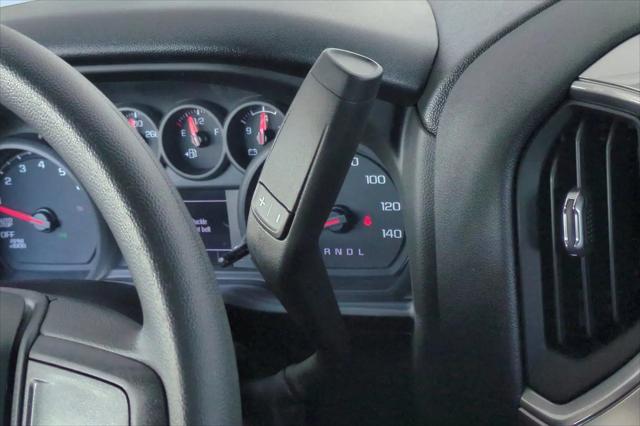 2026 GMC Sierra 1500 Crew Cab, Standard Bed, Pro, 4WD