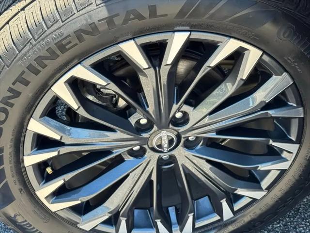 2024 Nissan Rogue Platinum FWD