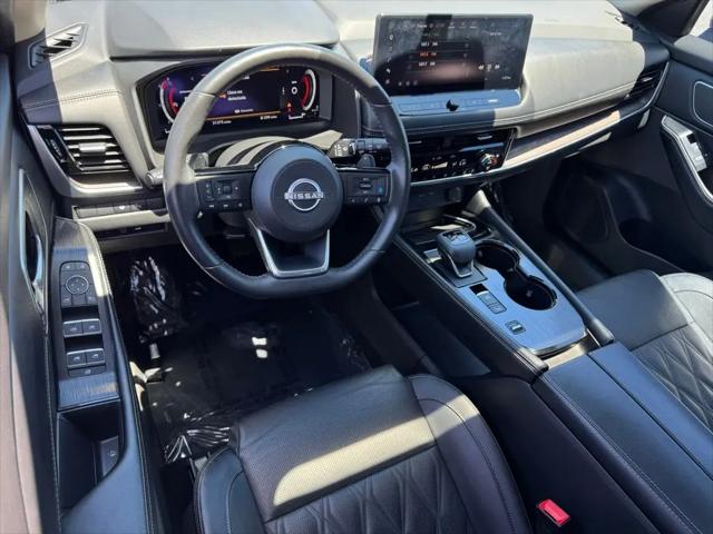 2024 Nissan Rogue Platinum FWD
