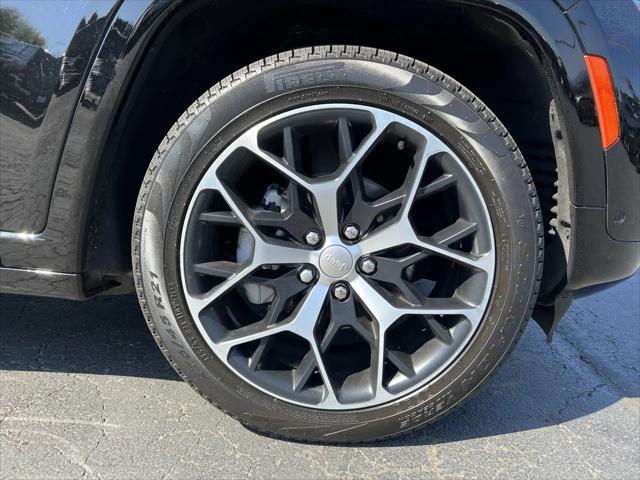 2023 Jeep Grand Cherokee Summit Reserve
