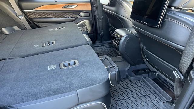 2023 Jeep Grand Cherokee Summit Reserve