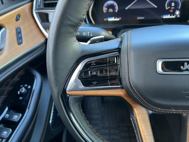 2023 Jeep Grand Cherokee Summit Reserve