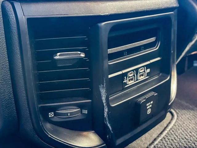 2020 Ram 1500 Laramie Crew Cab 4x4 5'7" Box