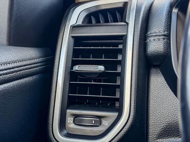 2020 Ram 1500 Laramie Crew Cab 4x4 5'7" Box