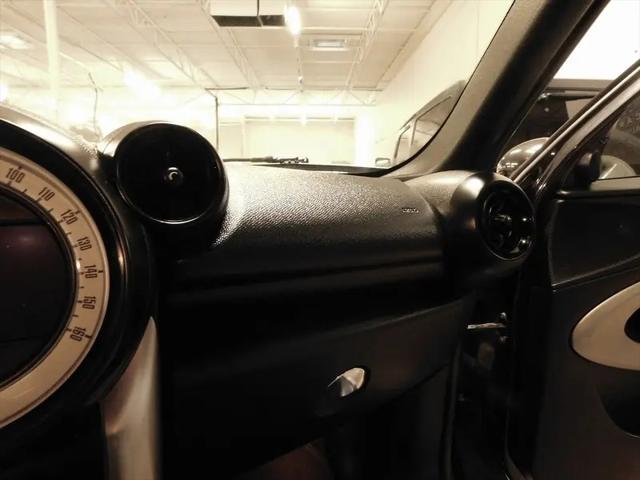 2014 MINI Paceman Cooper