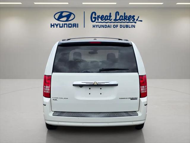 2009 Chrysler Town & Country Limited