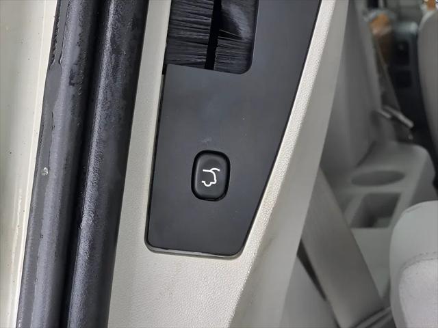 2009 Chrysler Town & Country Limited