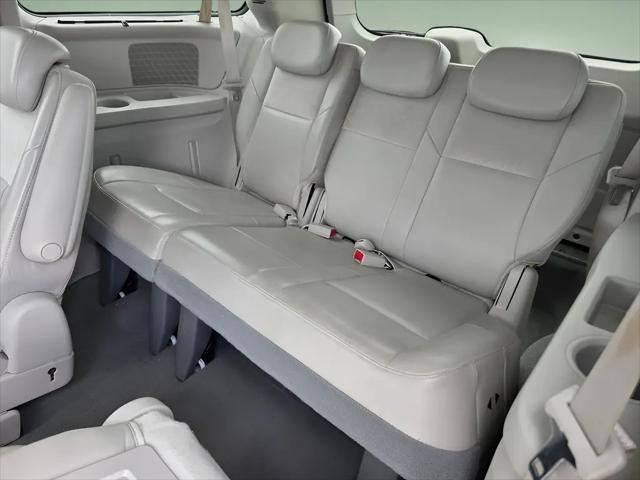 2009 Chrysler Town & Country Limited