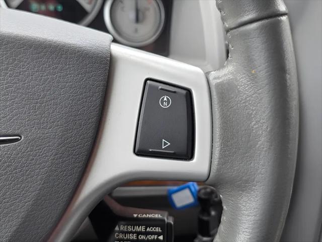 2009 Chrysler Town & Country Limited