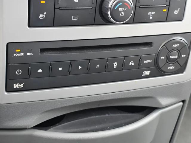 2009 Chrysler Town & Country Limited