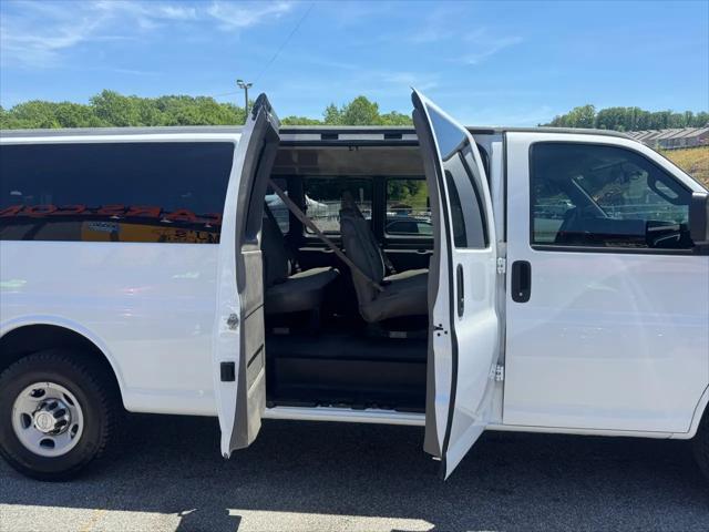 2018 Chevrolet Express LT