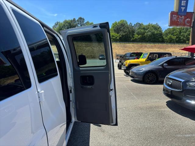 2018 Chevrolet Express LT