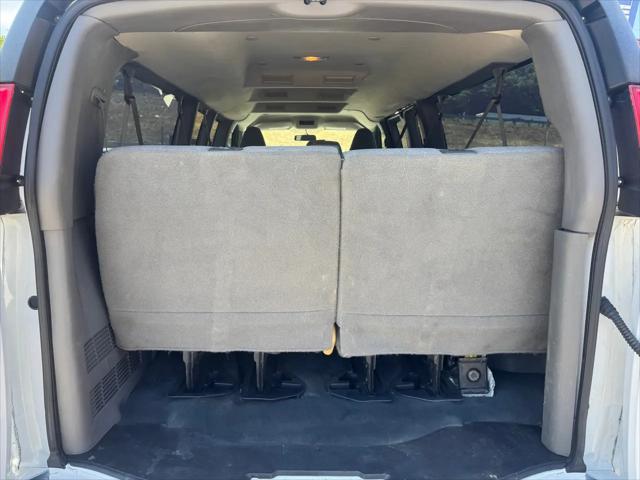 2018 Chevrolet Express LT
