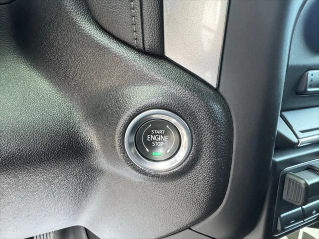 2021 Chevrolet Silverado 1500 4WD Crew Cab Short Bed LT
