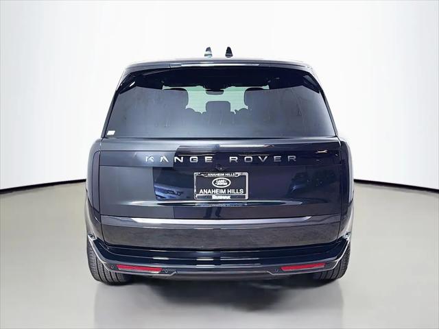 2026 Land Rover Range Rover P400 SE 7 Seat